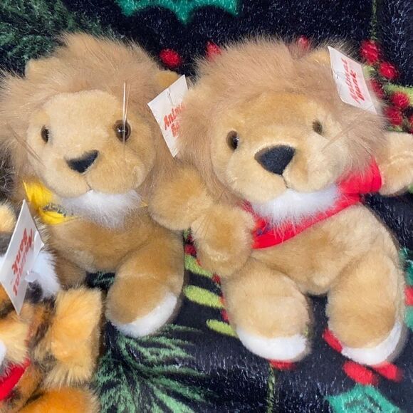 14 credit union promo plush Animal Banks lions tigers rabbits pandas all new wi - Picture 3 of 10